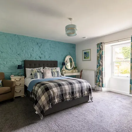 Holiday home Salvin House - North East Escapes *