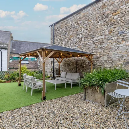Salvin House - North East Escapes