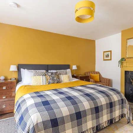 Salvin House - North East Escapes Holiday home