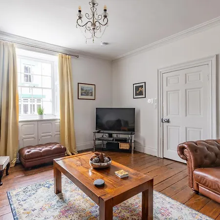 Salvin House - North East Escapes Holiday home *